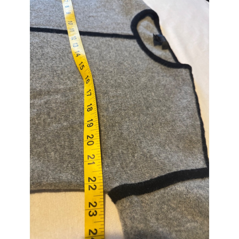 J Crew Women XS Gray Black Trim Wool Crew Neck 3/4 Sleeve Sweater Top Women - Picture 4 of 9